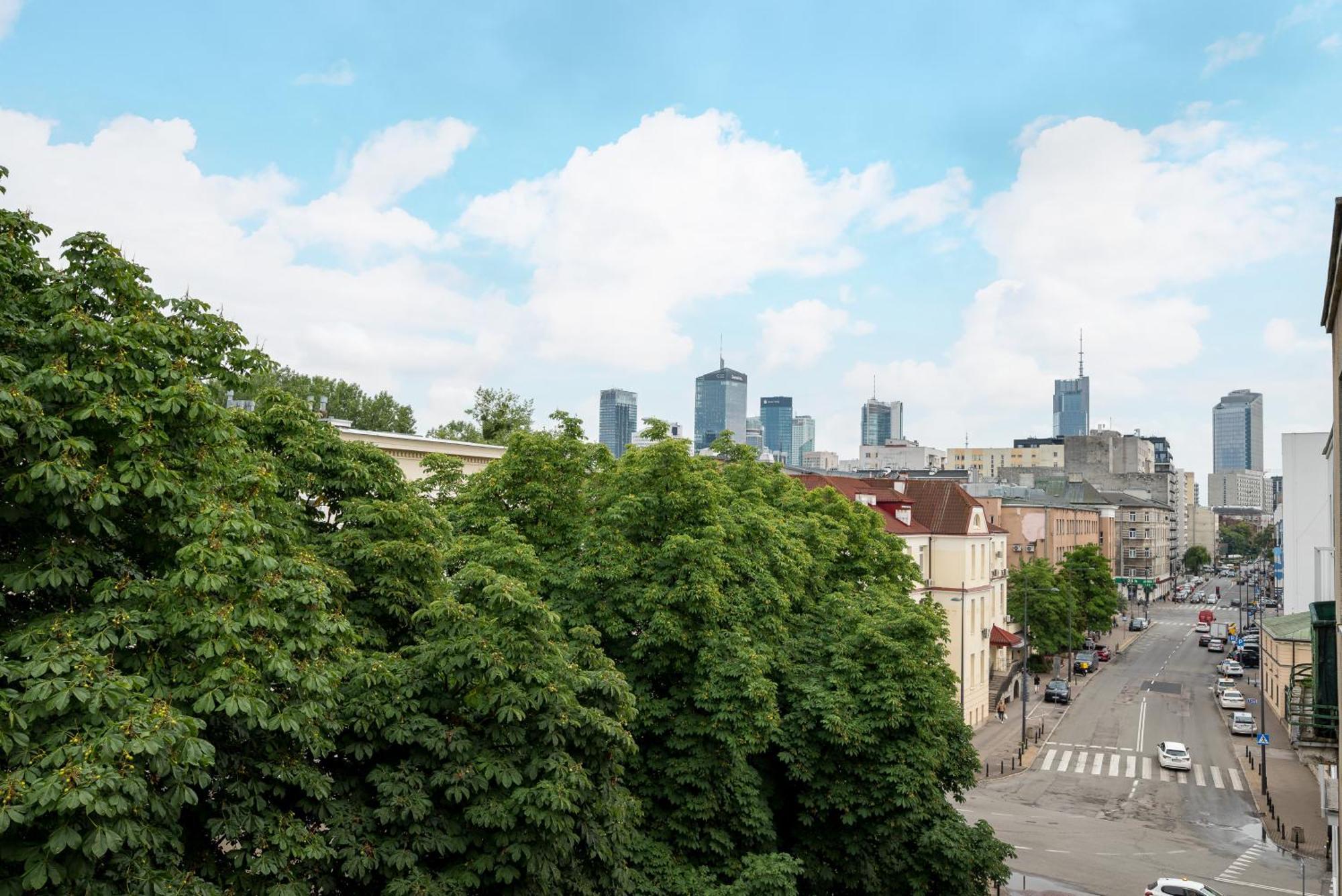 Wola Ratusz Homely Apartment Varsovia Exterior foto